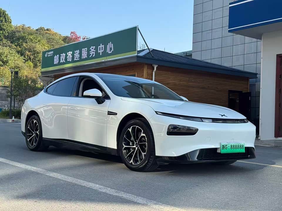 XPENG P7