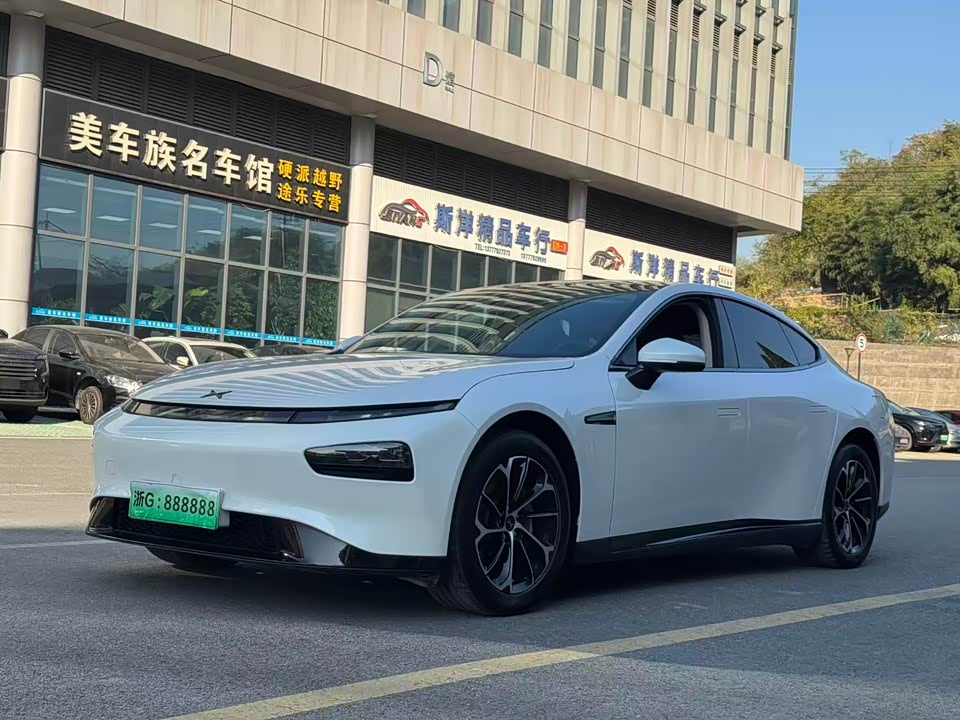 XPENG P7