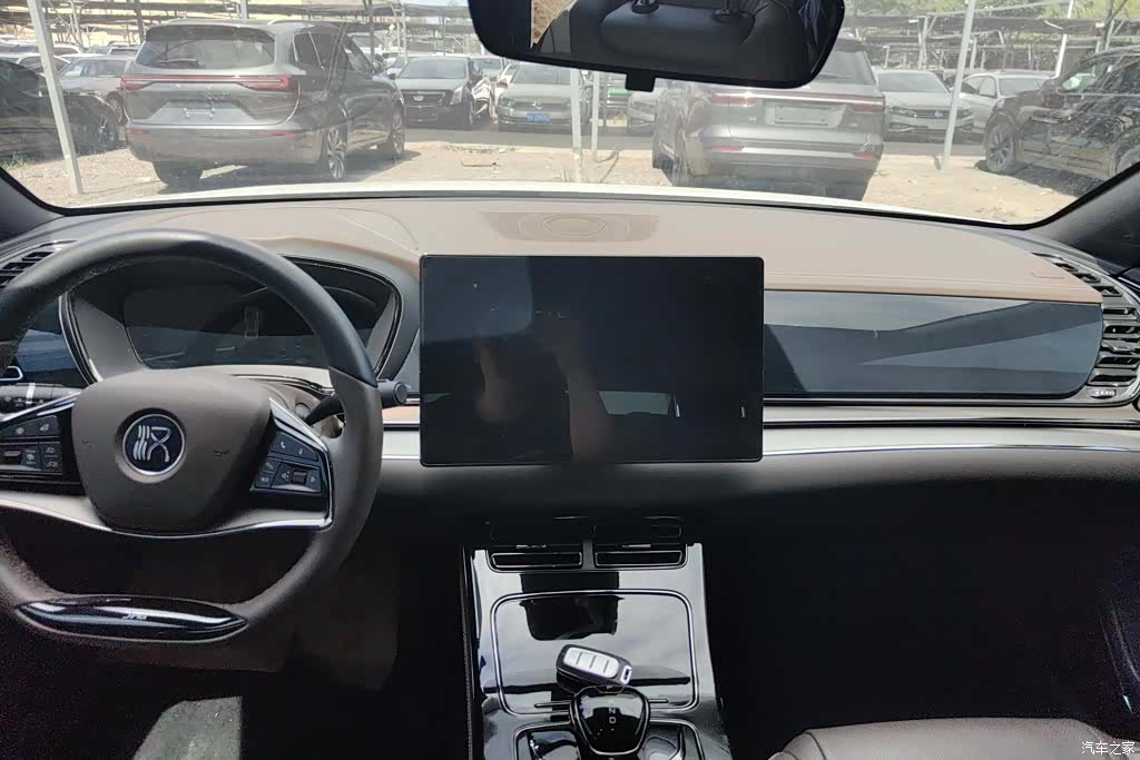 BYD Han, 2021 13