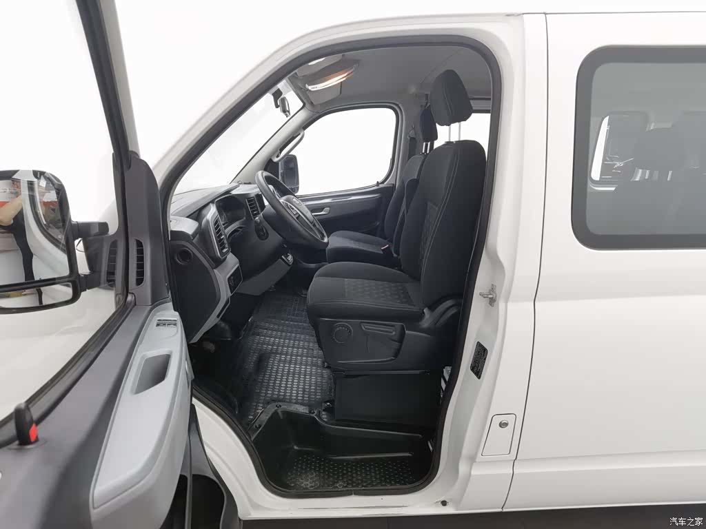 Maxus V80, 2024 10