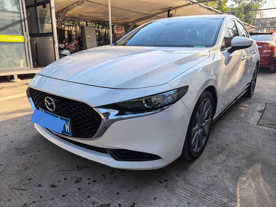 Mazda 3 Angkesaila