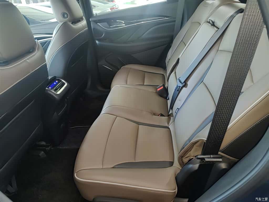 Buick Enclave, 2023 17