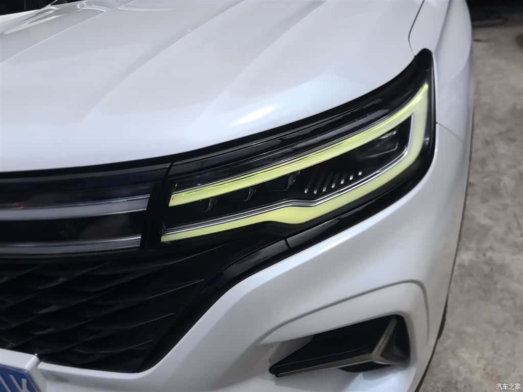 Roewe RX5, 2021 24