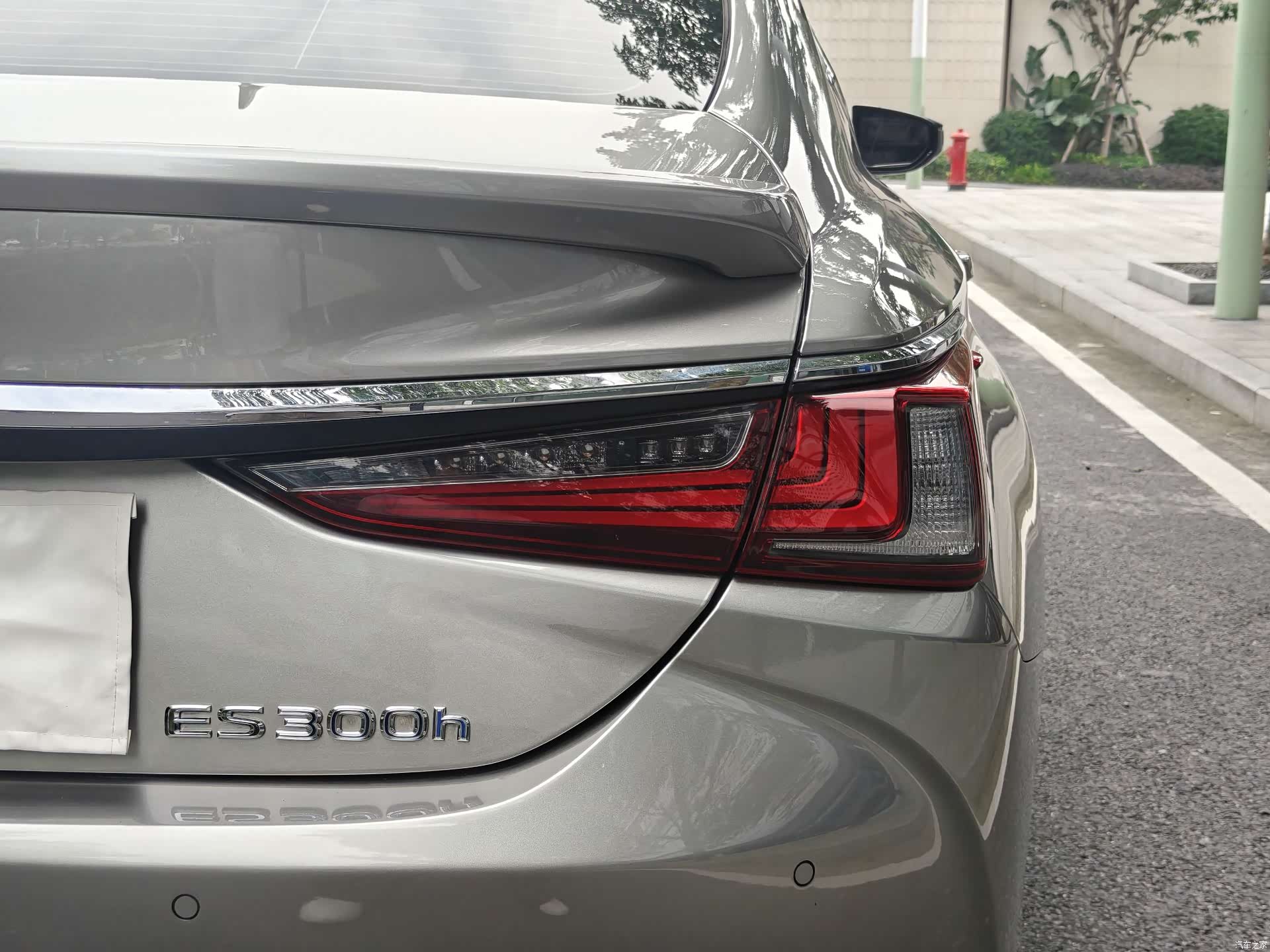 Lexus ES, 2019 21
