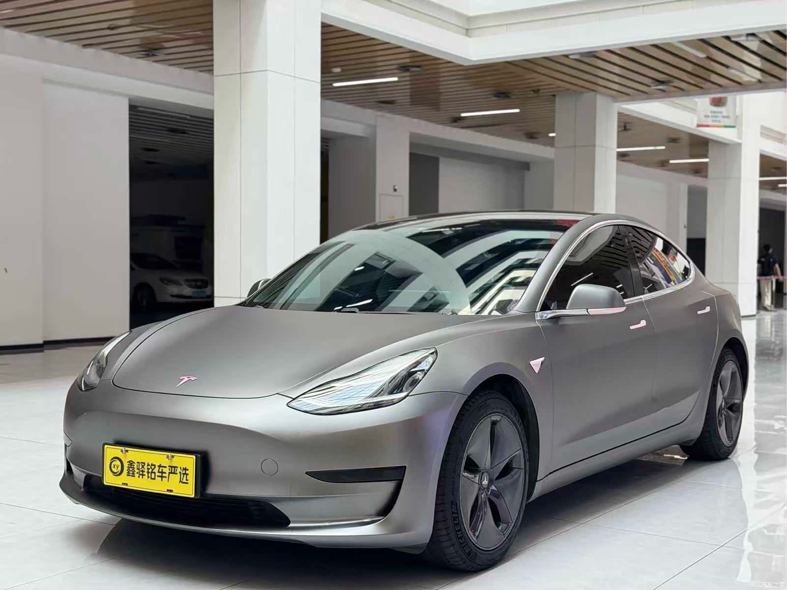 Tesla Model 3, 2021 1