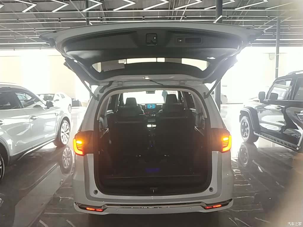 Honda Elysion, 2024 19