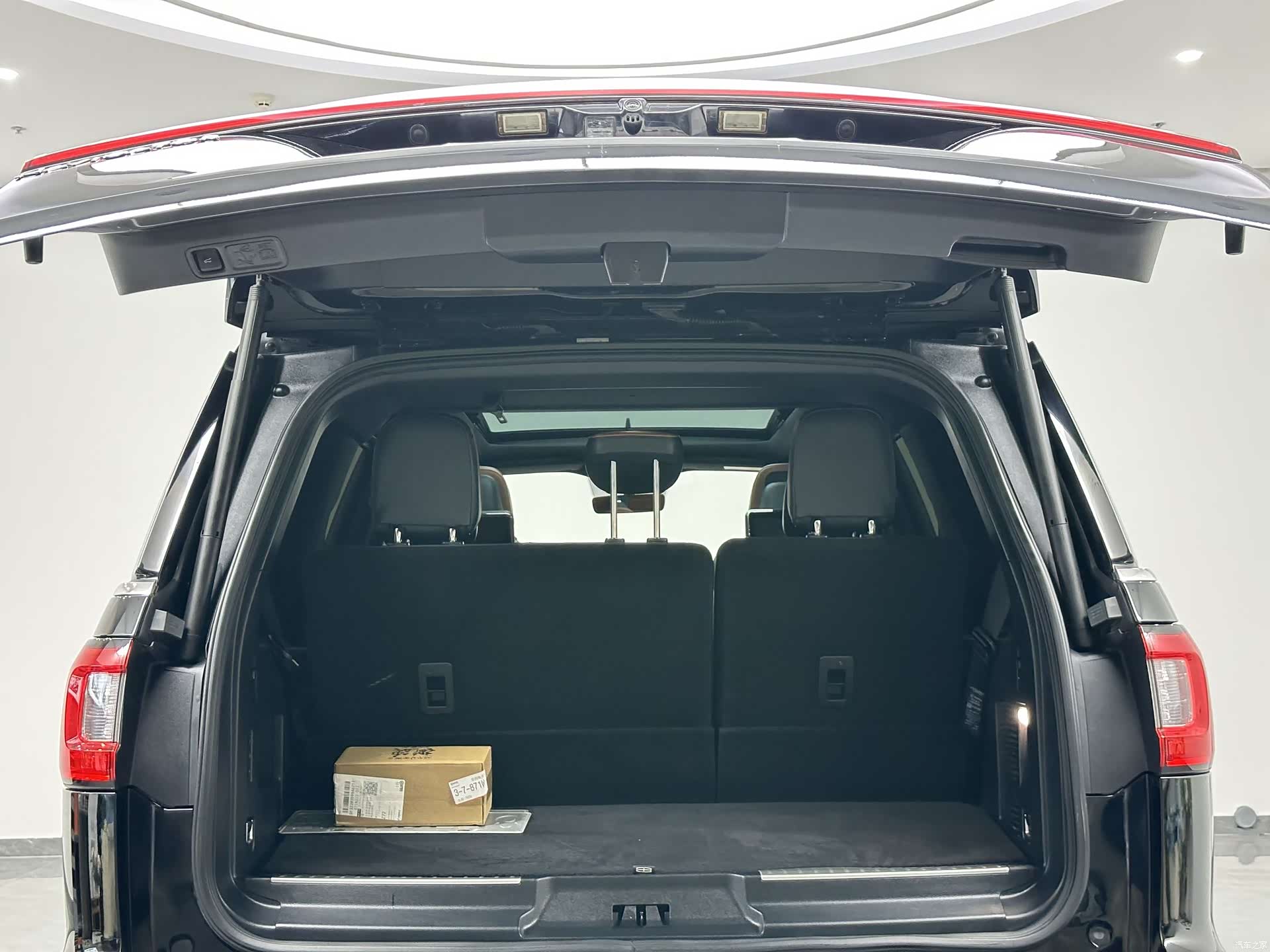Lincoln Navigator, 2019 28