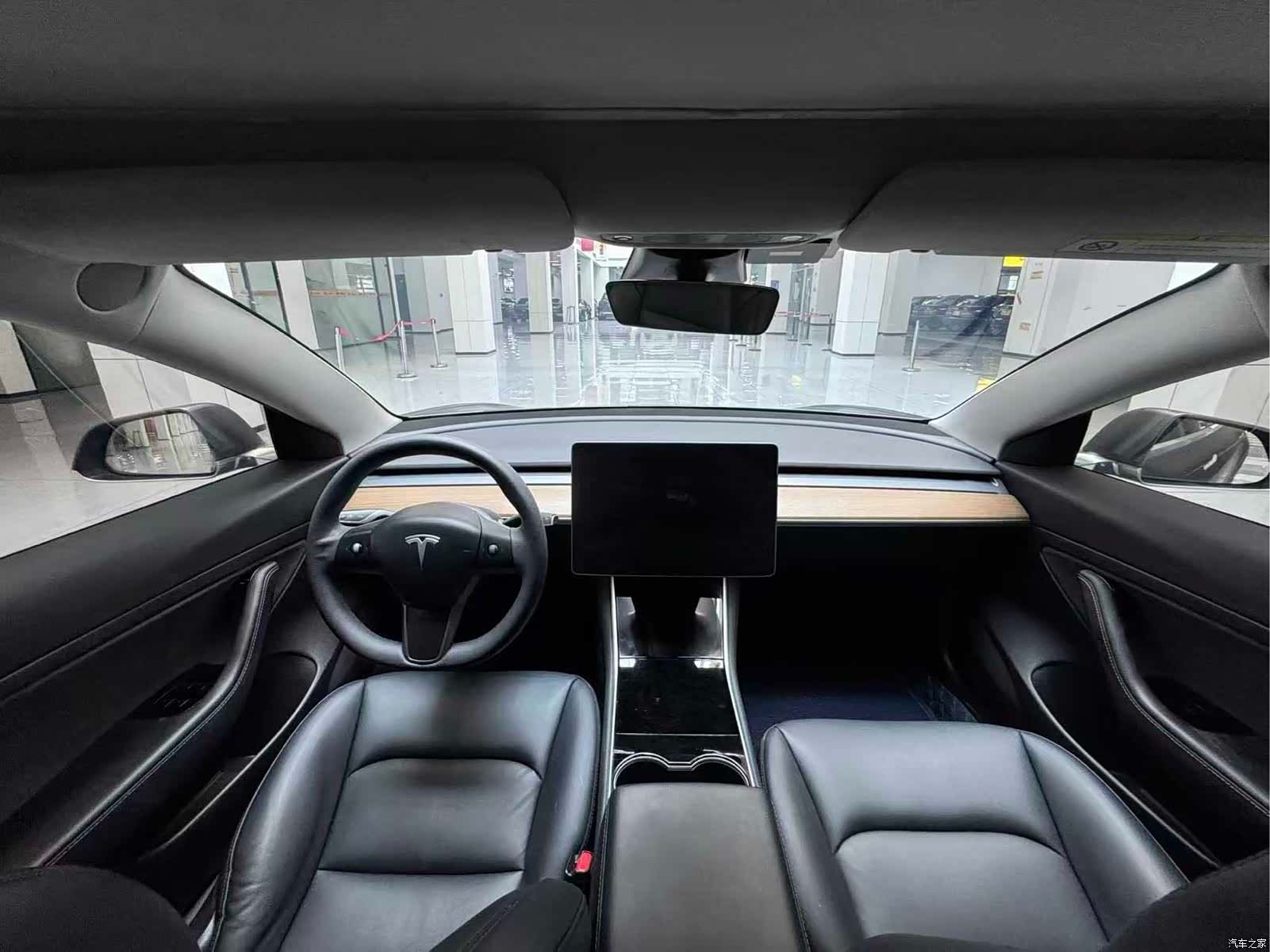 Tesla Model 3, 2021 14