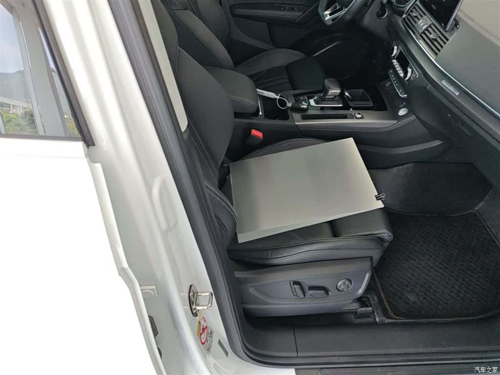 Audi Q5L, 2021 25