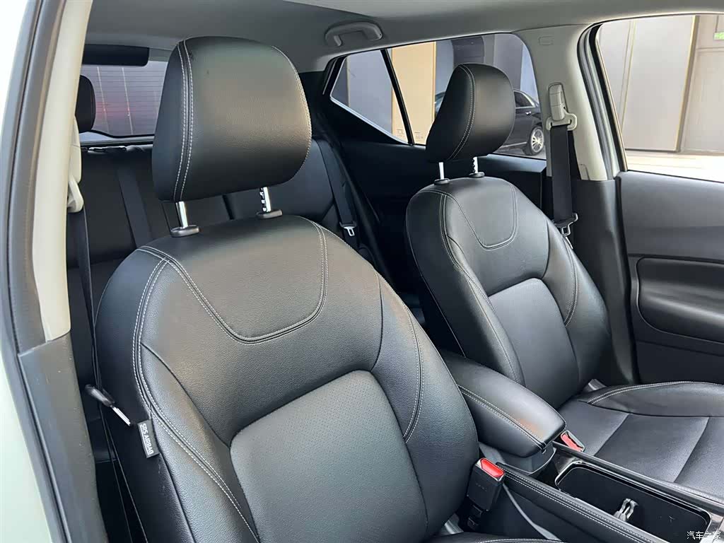 Nissan Kicks, 2023 21