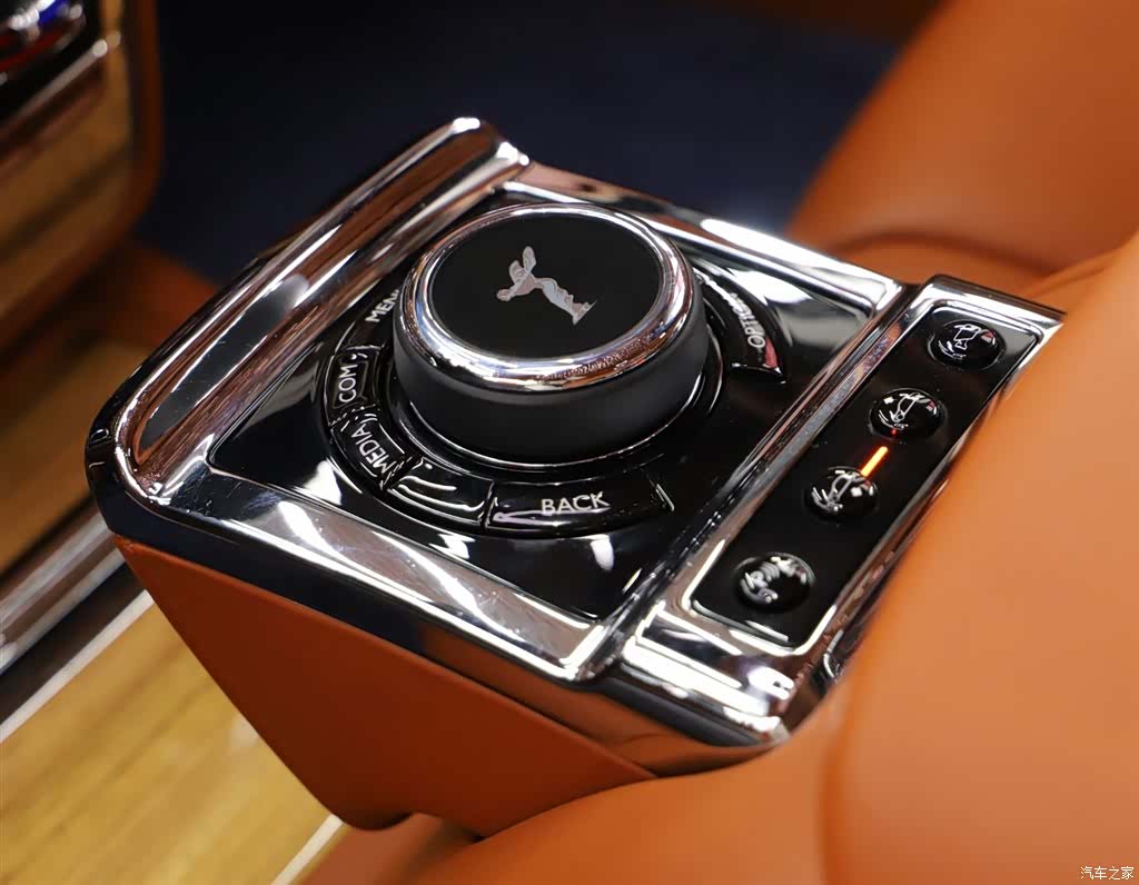 Rolls-Royce Phantom, 2019 22