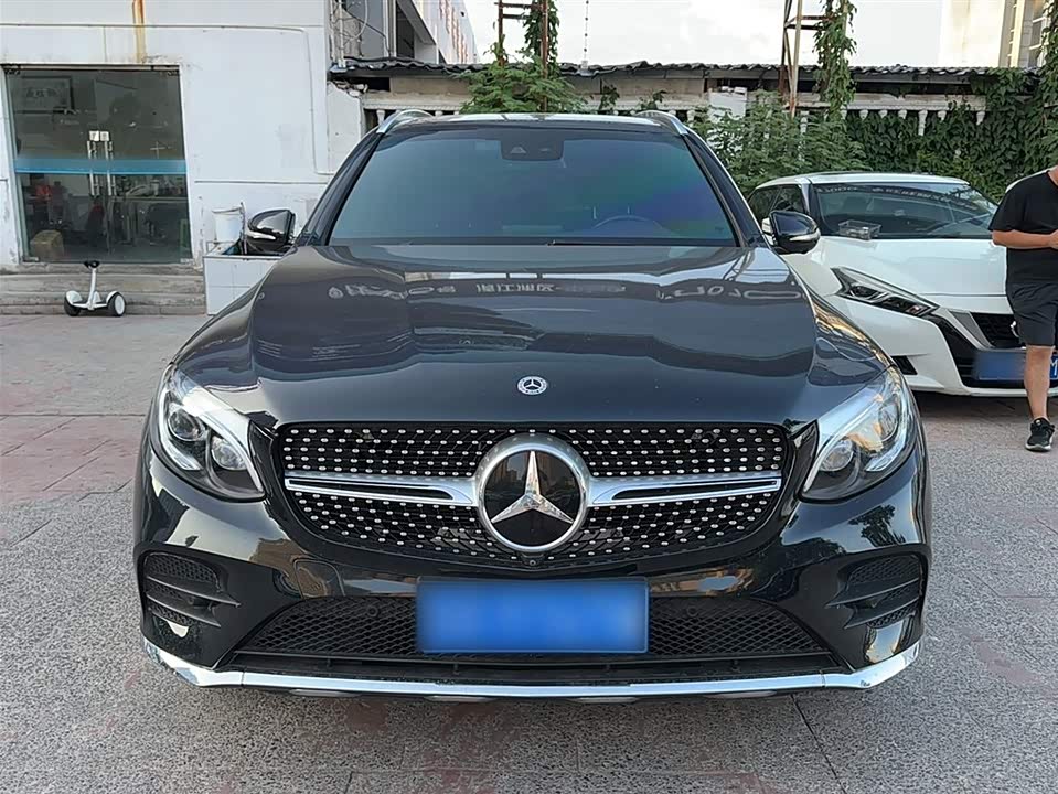 Mercedes-Benz GLC Mercedes-Benz GLC