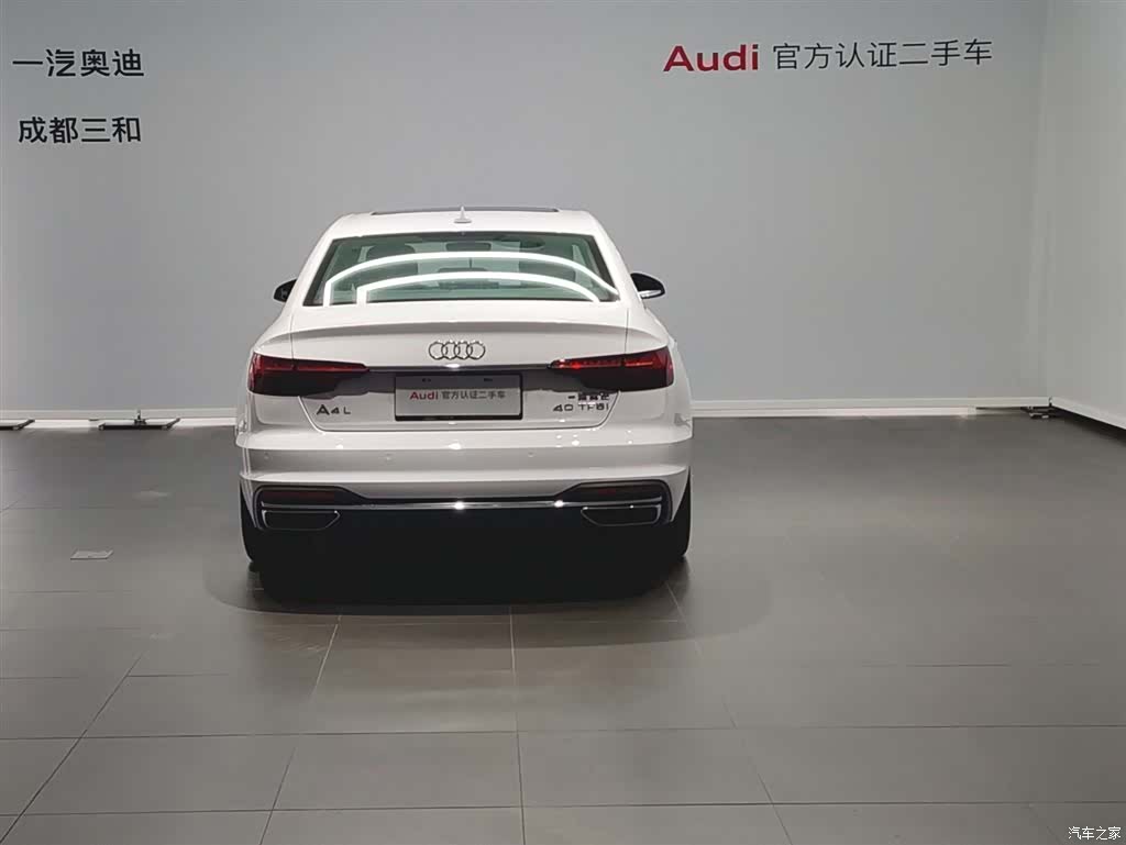 Audi A4L, 2020 все фото