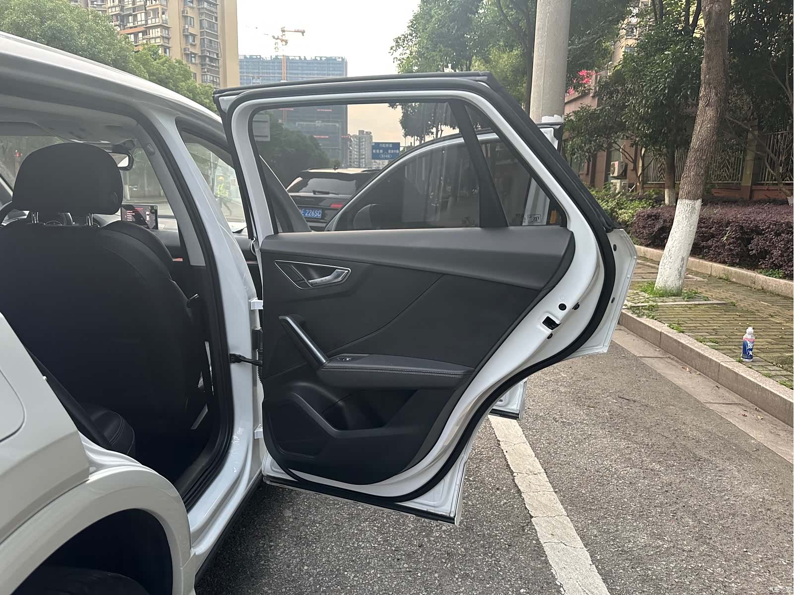 Audi Q2L, 2022 21