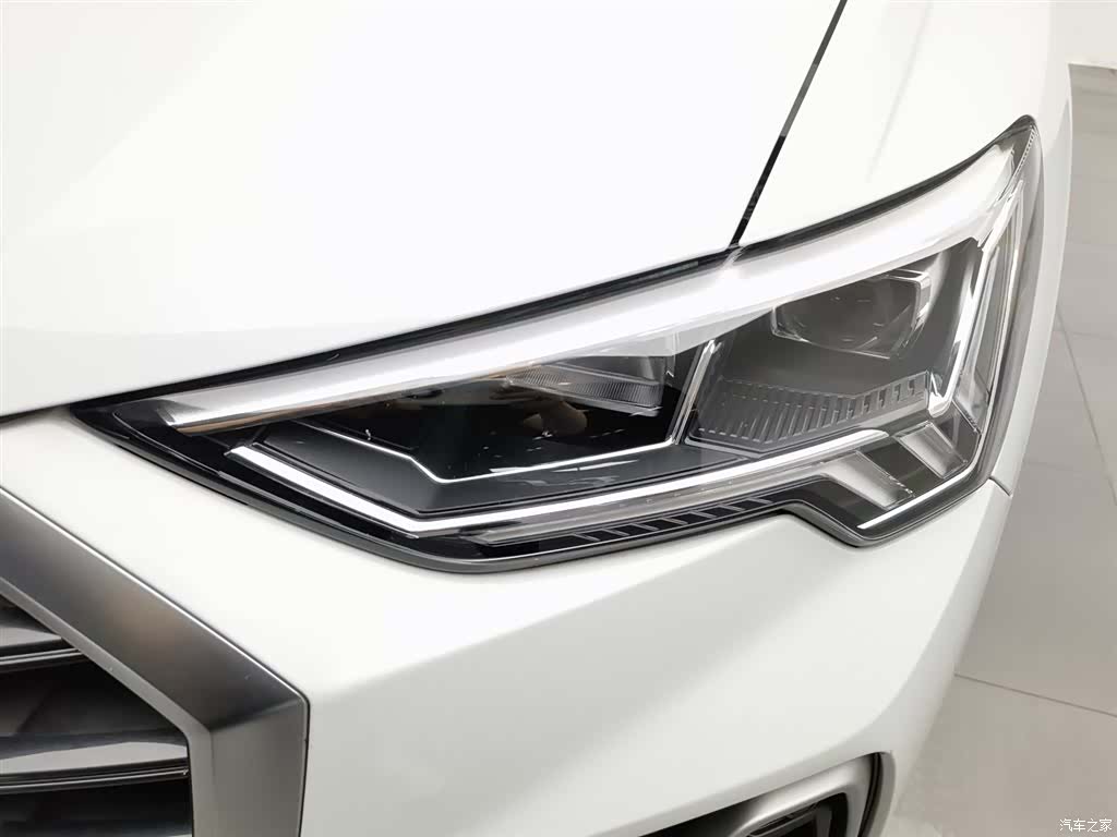 Audi Q3, 2020 7
