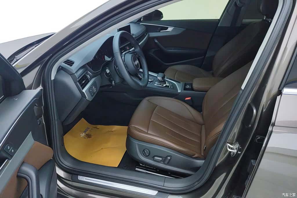 Audi A4L, 2018 9
