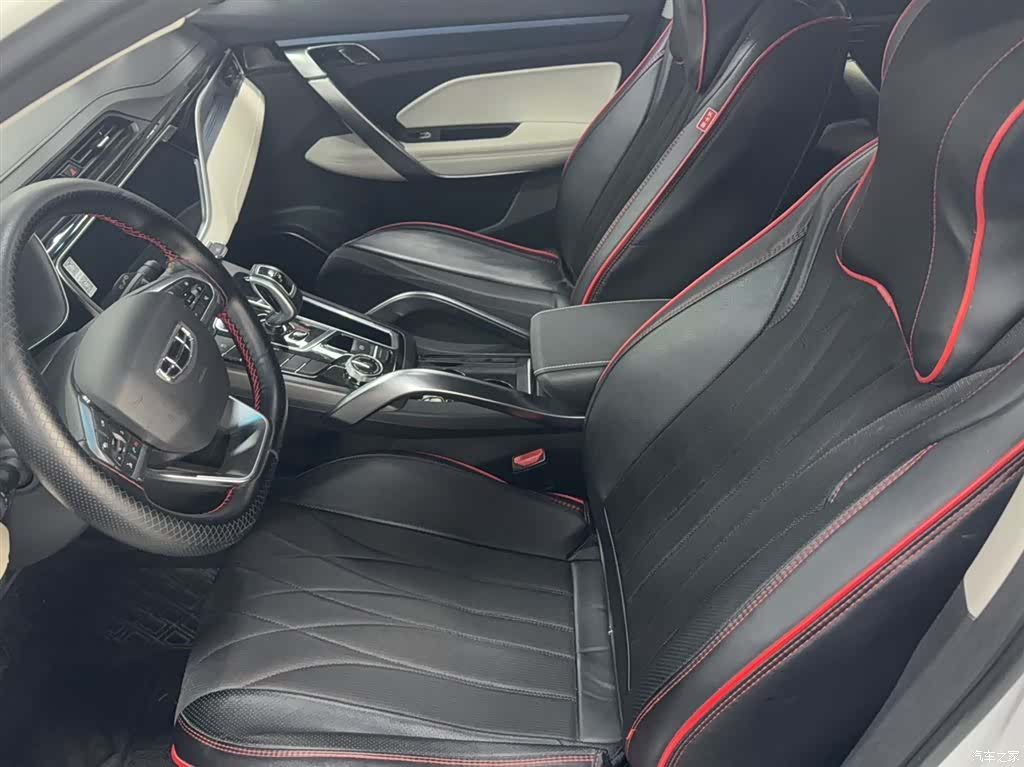 Geely Boyue, 2022 13