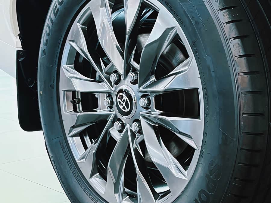 Toyota Land Cruiser 2026, фото 8