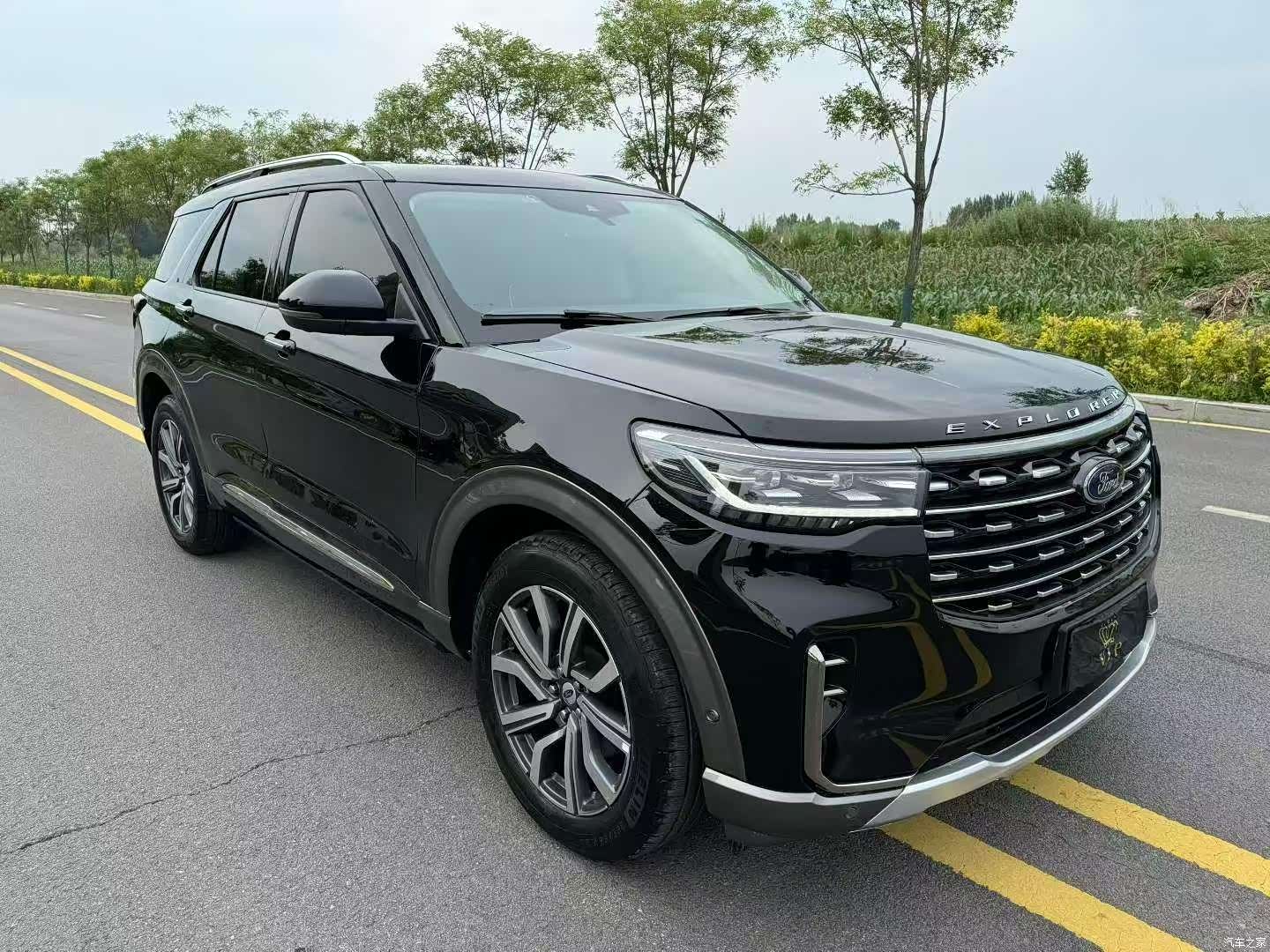 Ford Explorer, 2023 3