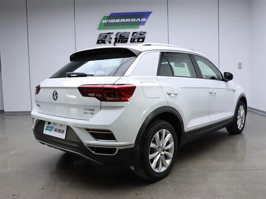 Volkswagen T-ROC exploring Songs