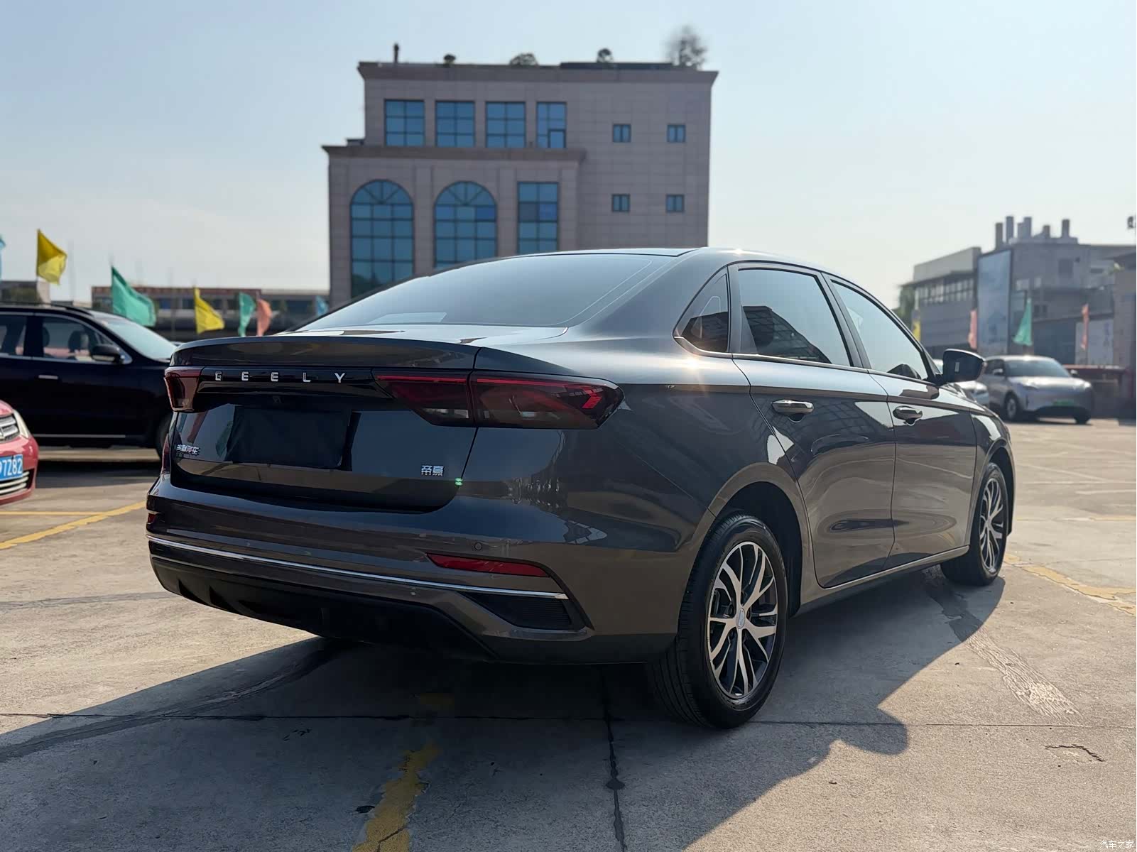 Geely Emgrand, 2024 все фото
