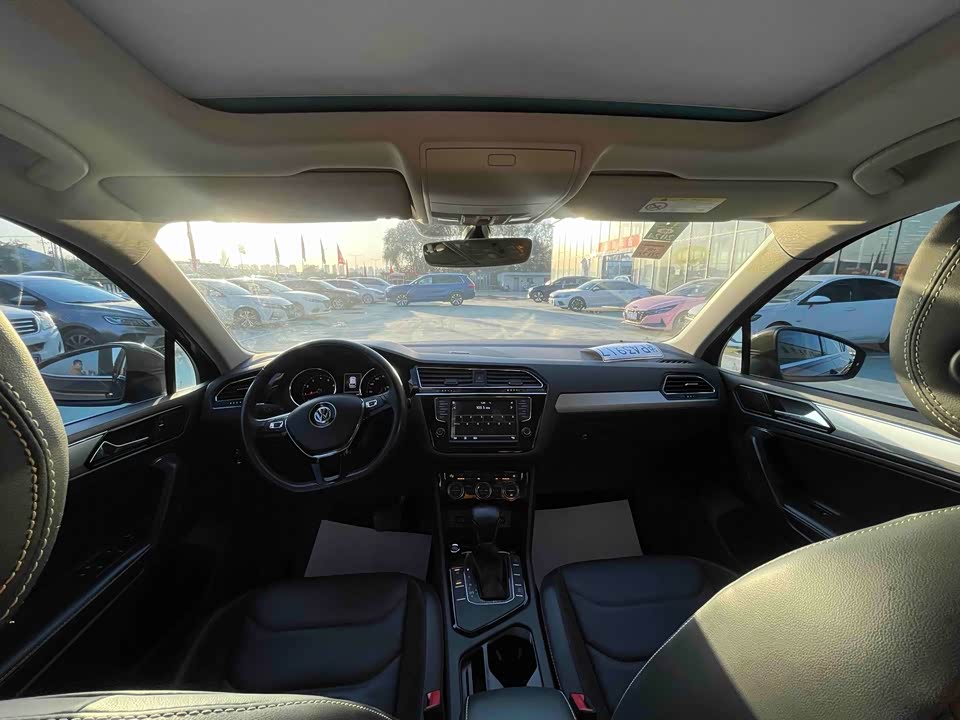 Volkswagen Tiguan L