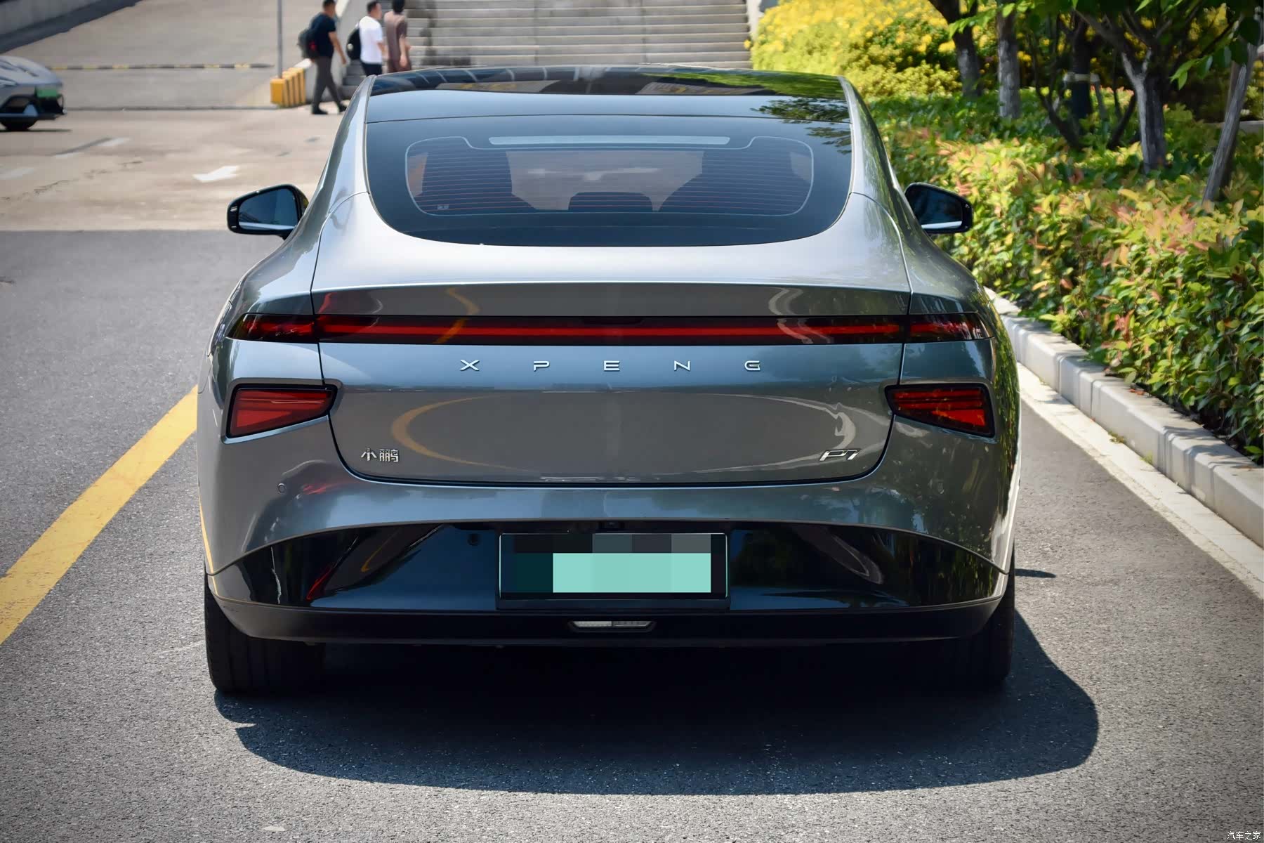 Xpeng P7, 2021 все фото