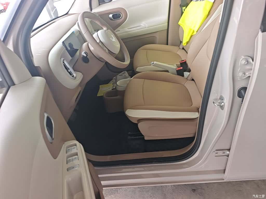Wuling MINIEV, 2026 22