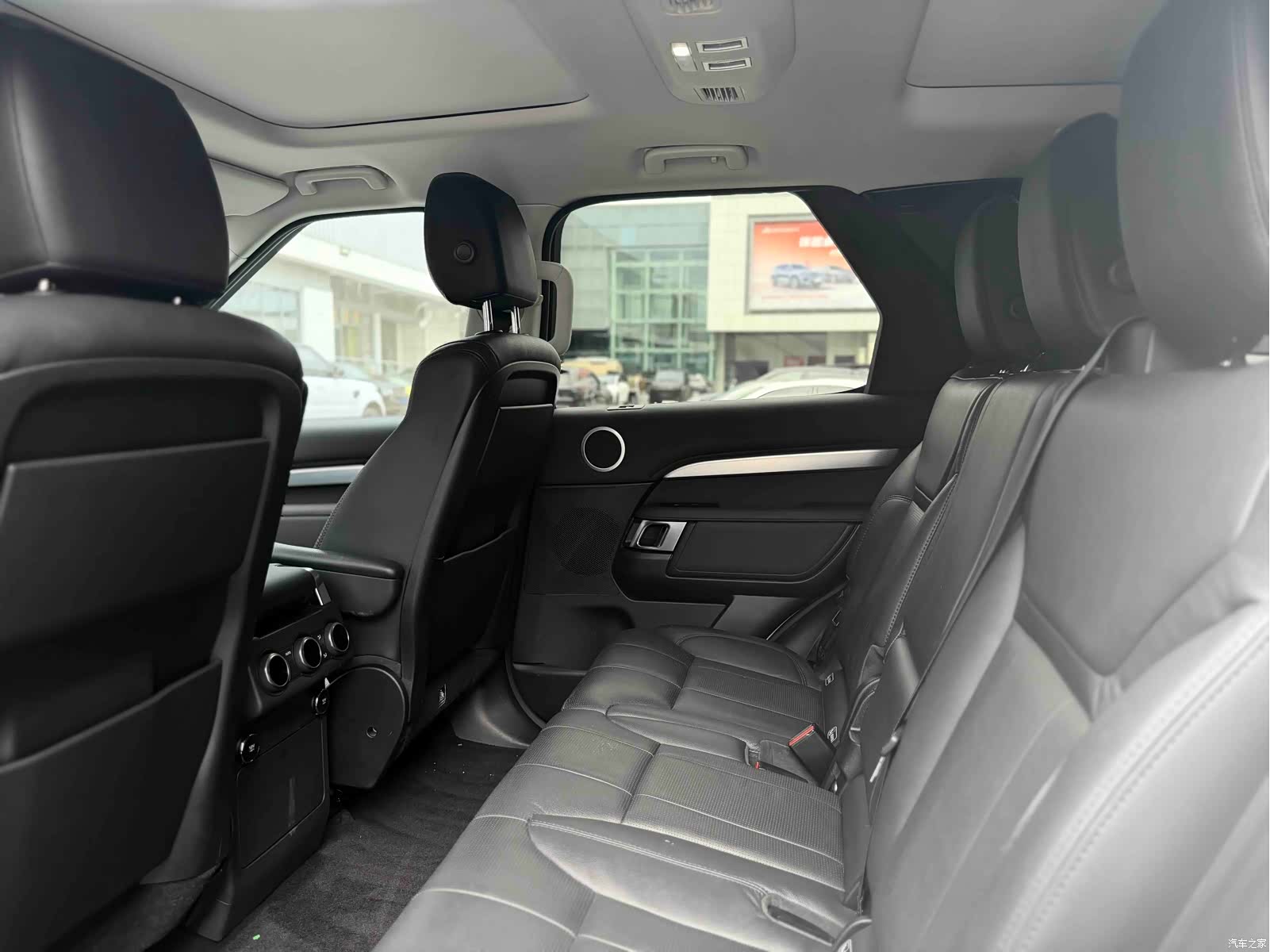 Land Rover Discovery, 2020 все фото