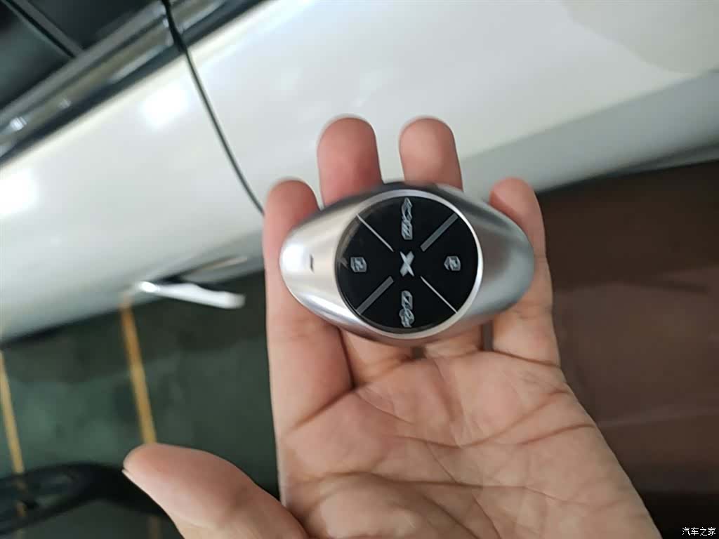 Xpeng P7, 2021 9