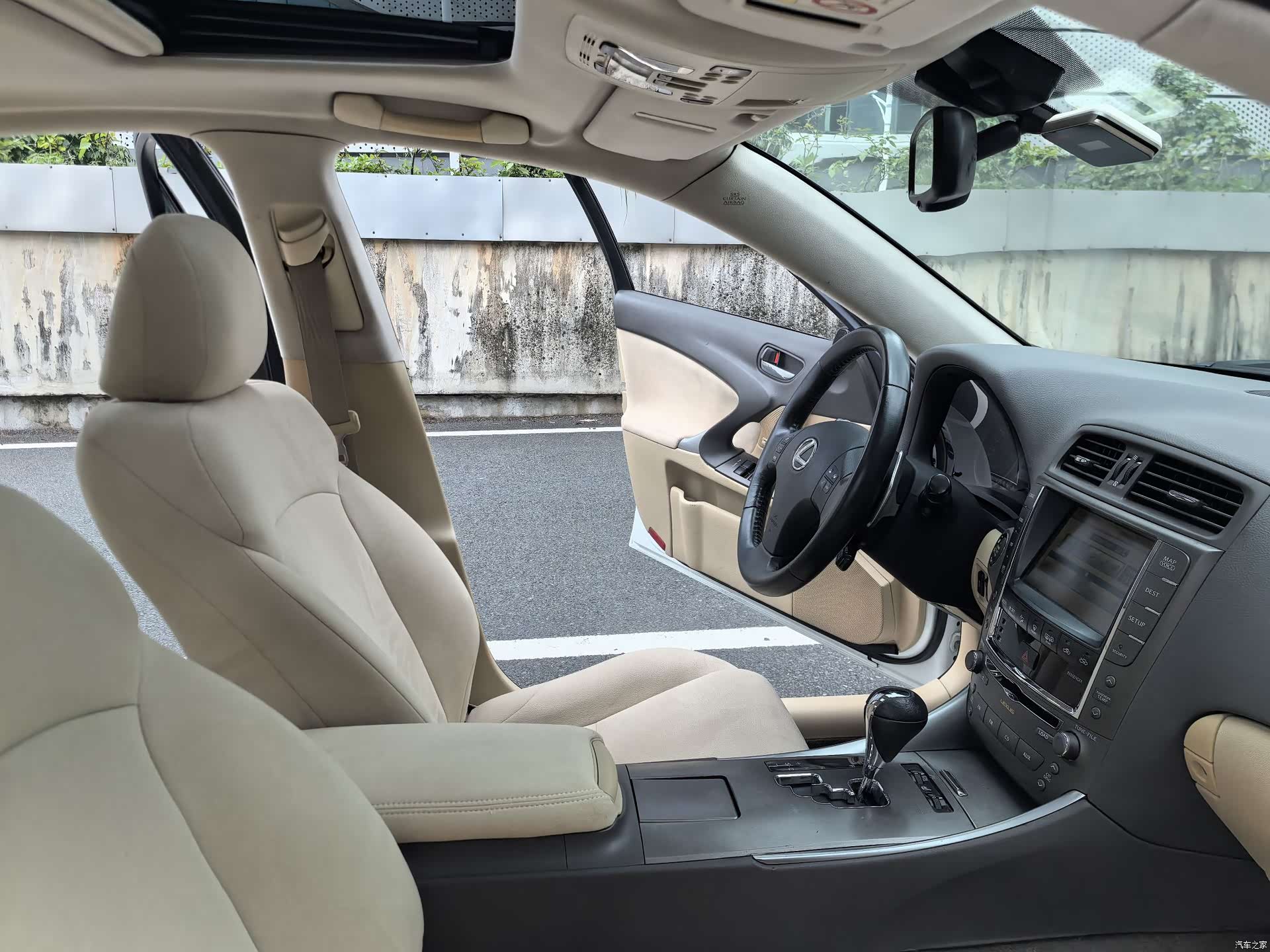 Lexus IS, 2010 29