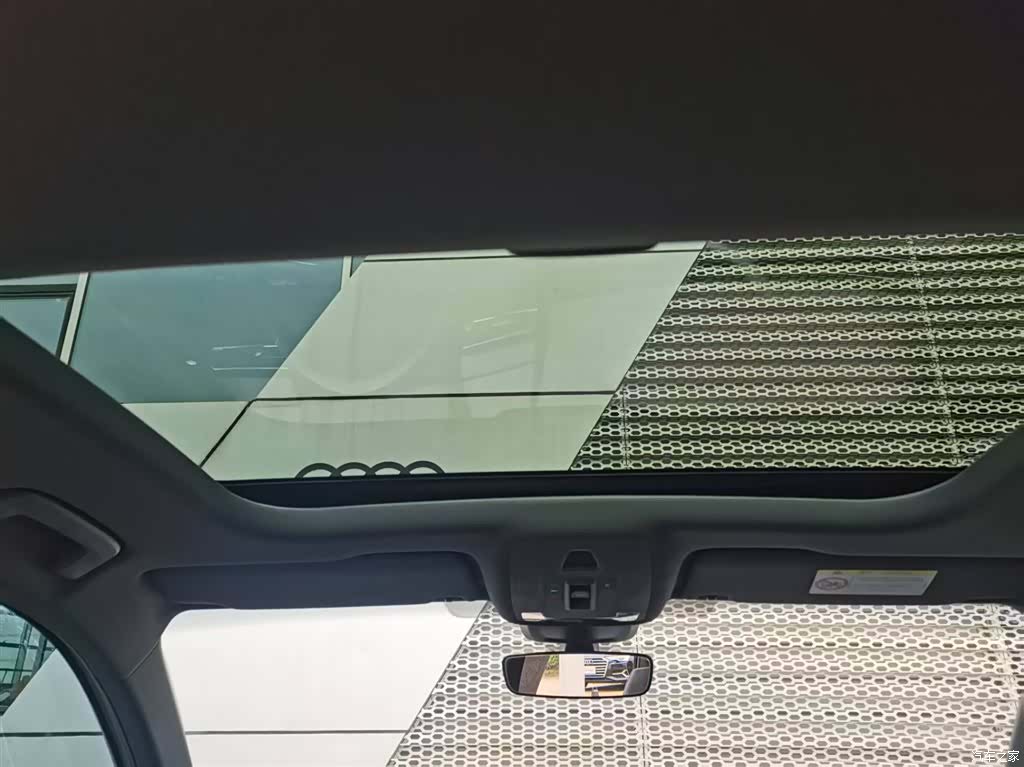 Audi Flying Spur, 2026 10