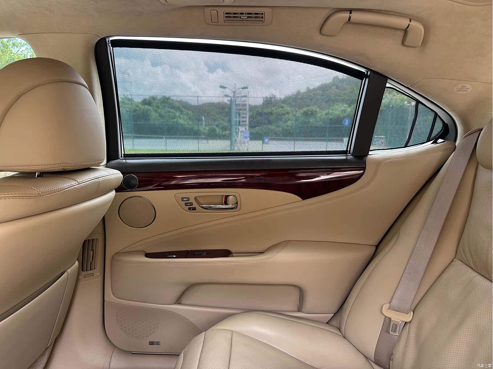 Lexus LS, 2009 16