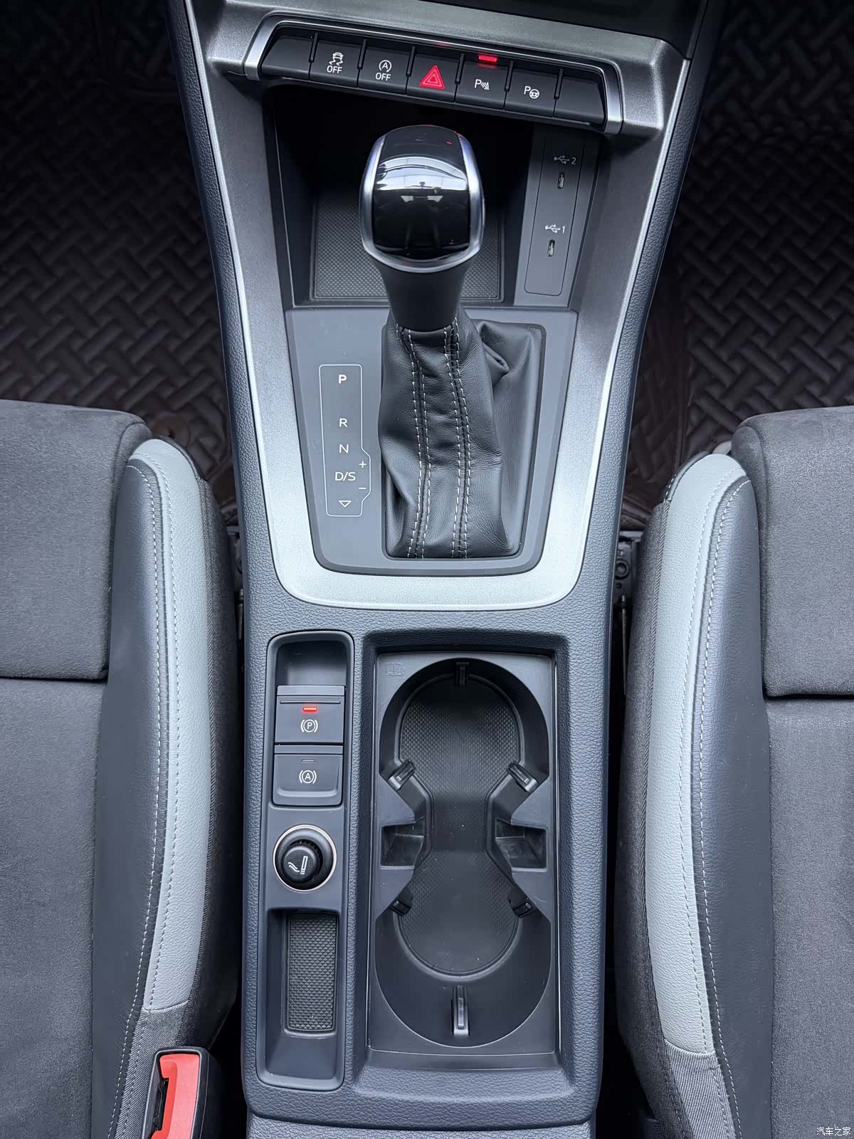 Audi Q3, 2022 17