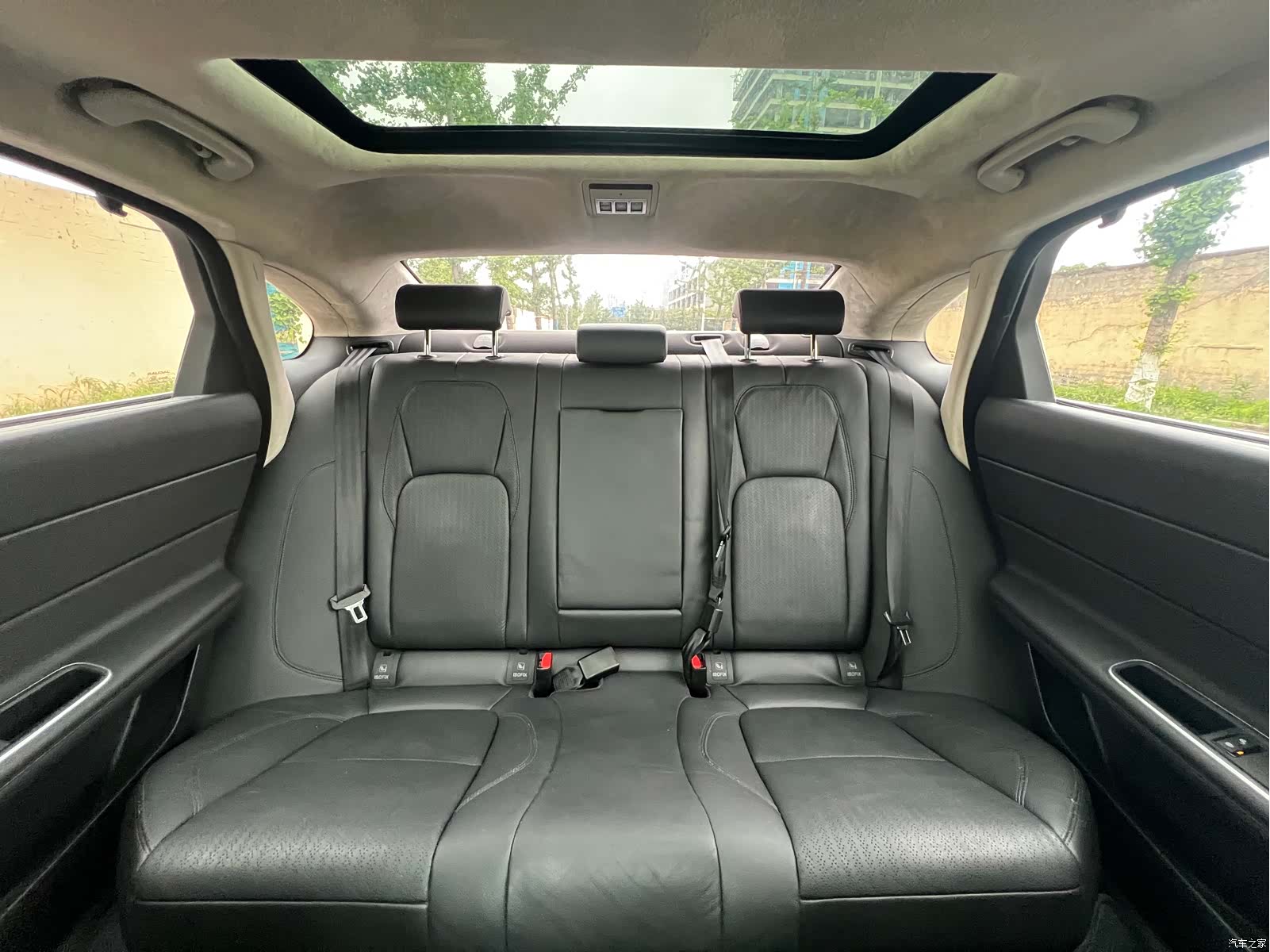 Land Rover XFL, 2018 16