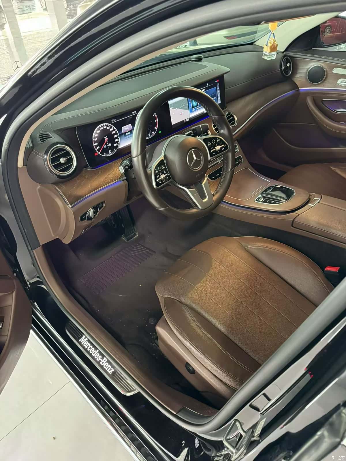 Mercedes-Benz E-Class, 2019 6
