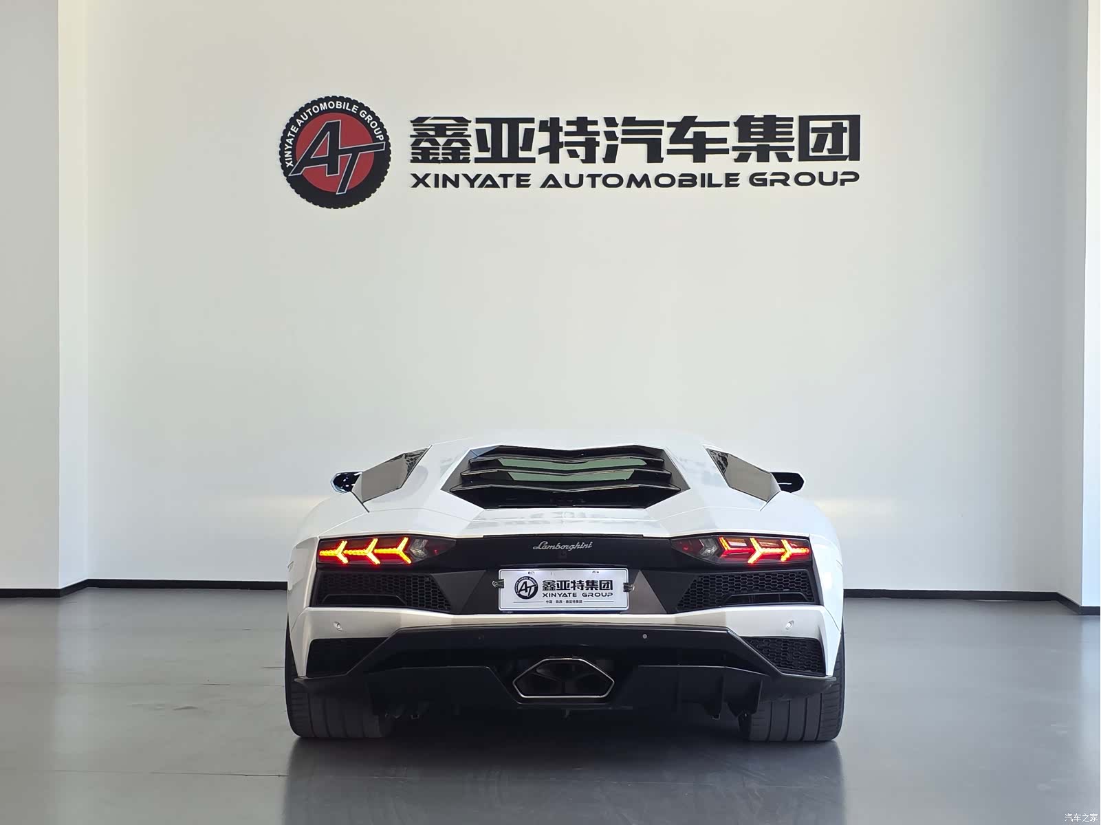 Lamborghini Aventador, 2012 7