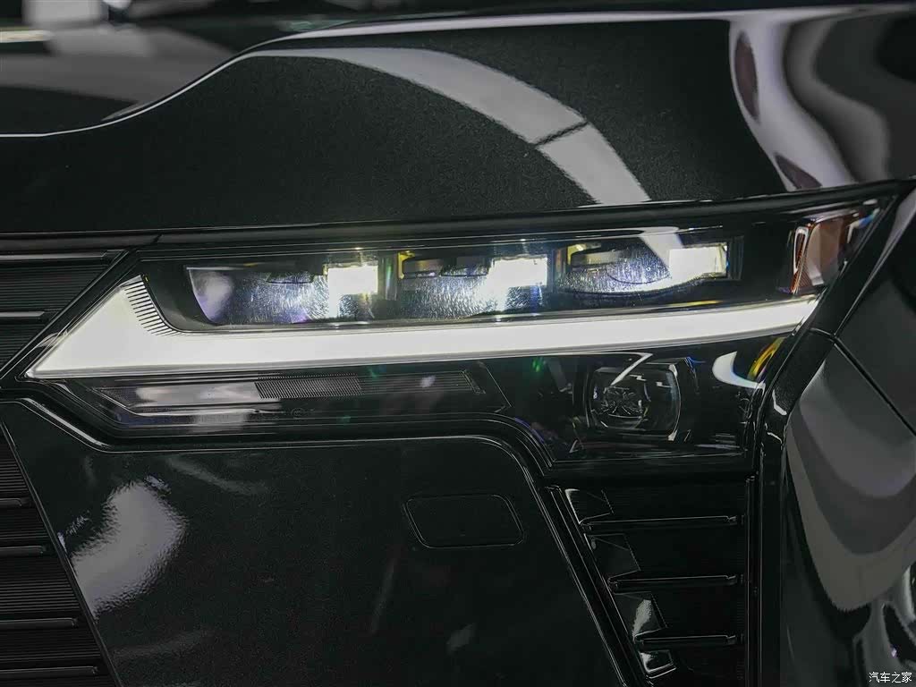 Lexus GX, 2026 12