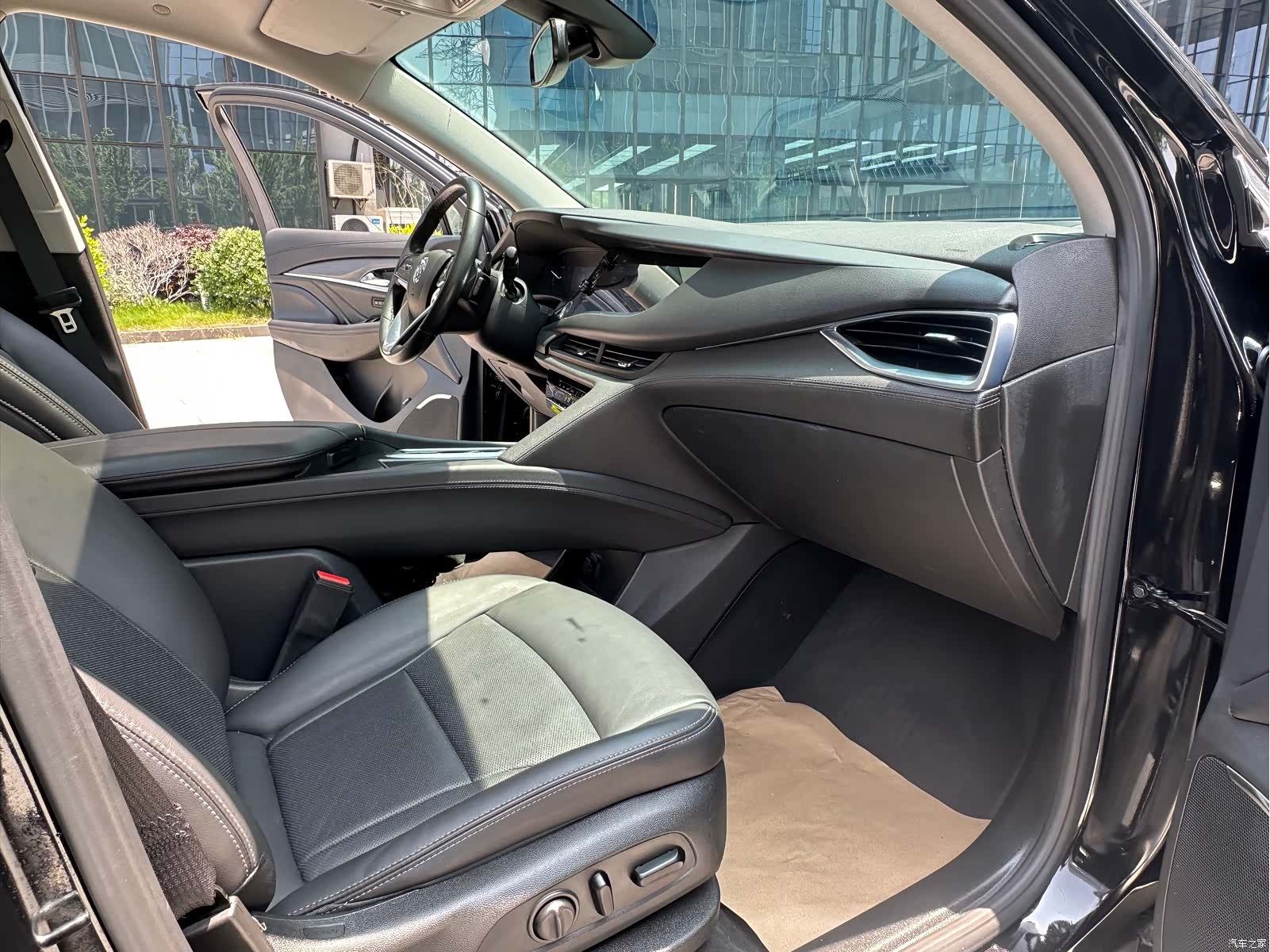 Buick Enclave, 2022 8