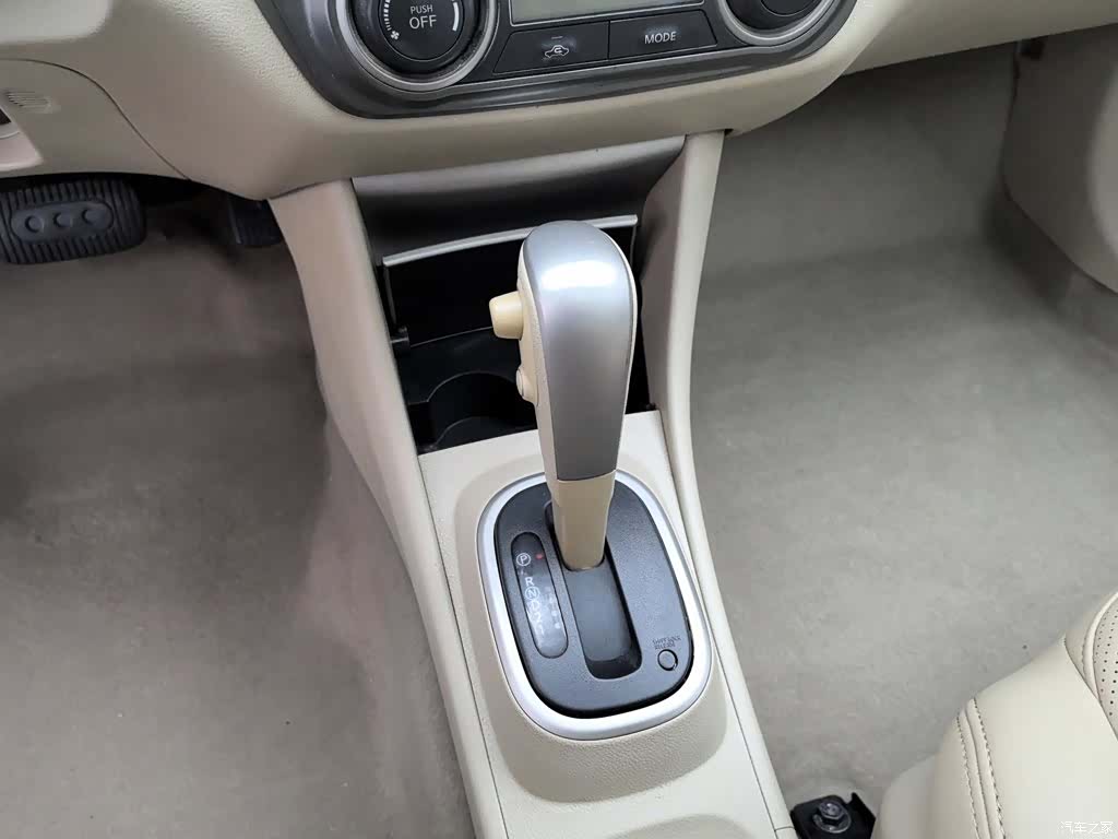 Nissan Sylphy, 2017 13