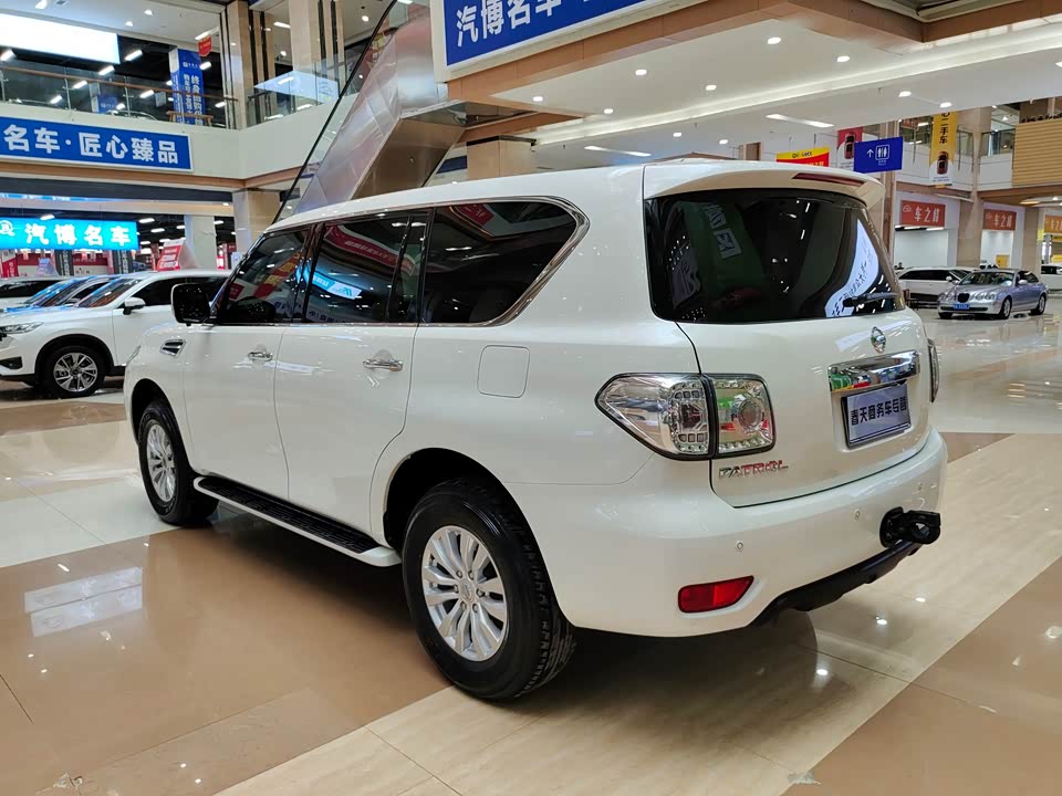 Nissan Toure
