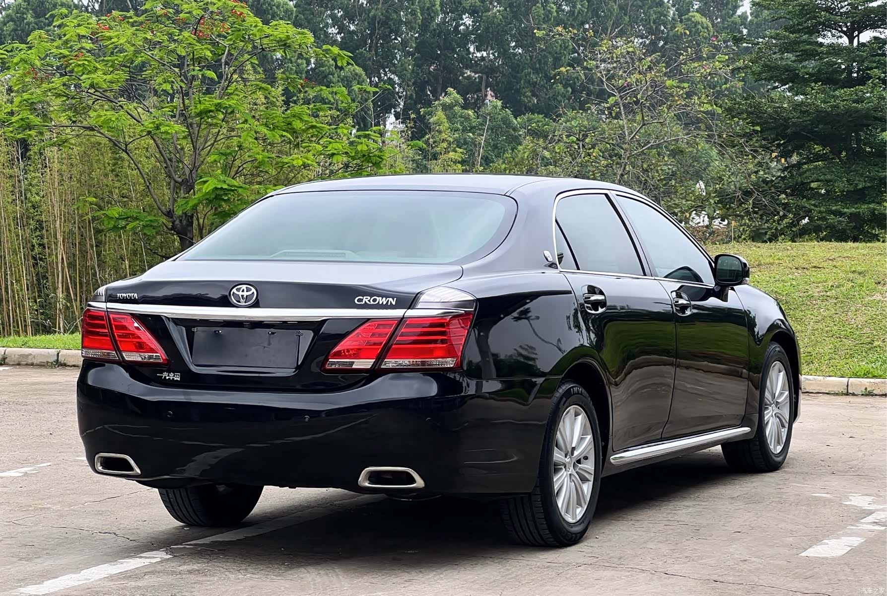 Toyota Crown, 2013 16