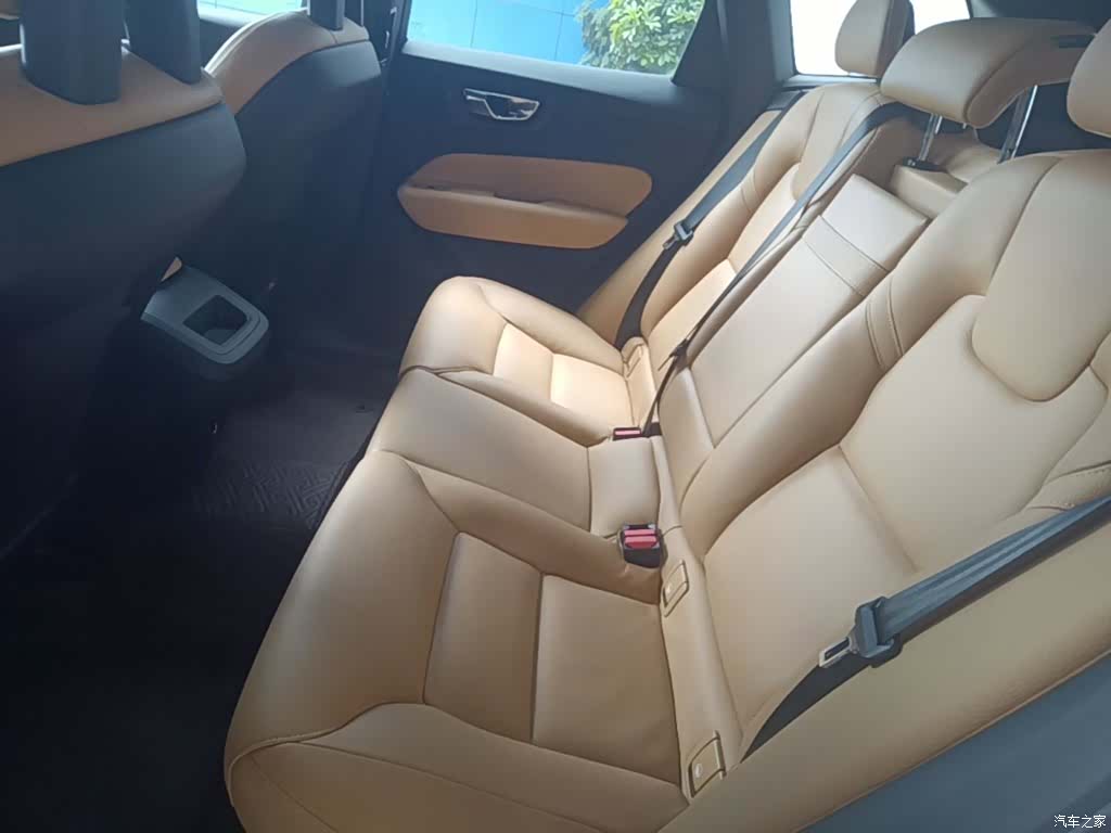 Volvo XC60, 2018 17