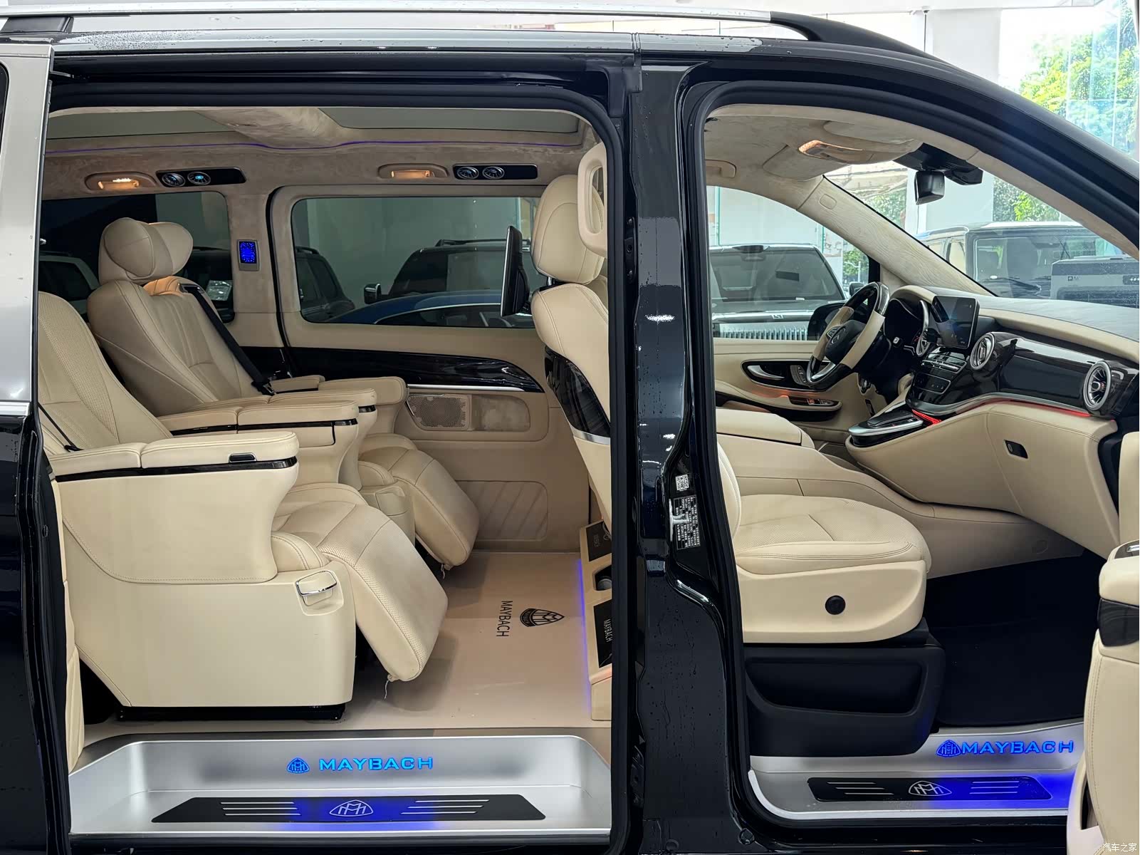 Mercedes-Benz V-Class, 2021 4