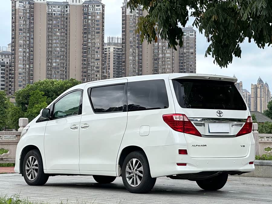 Toyota Alphard 2014, фото 6