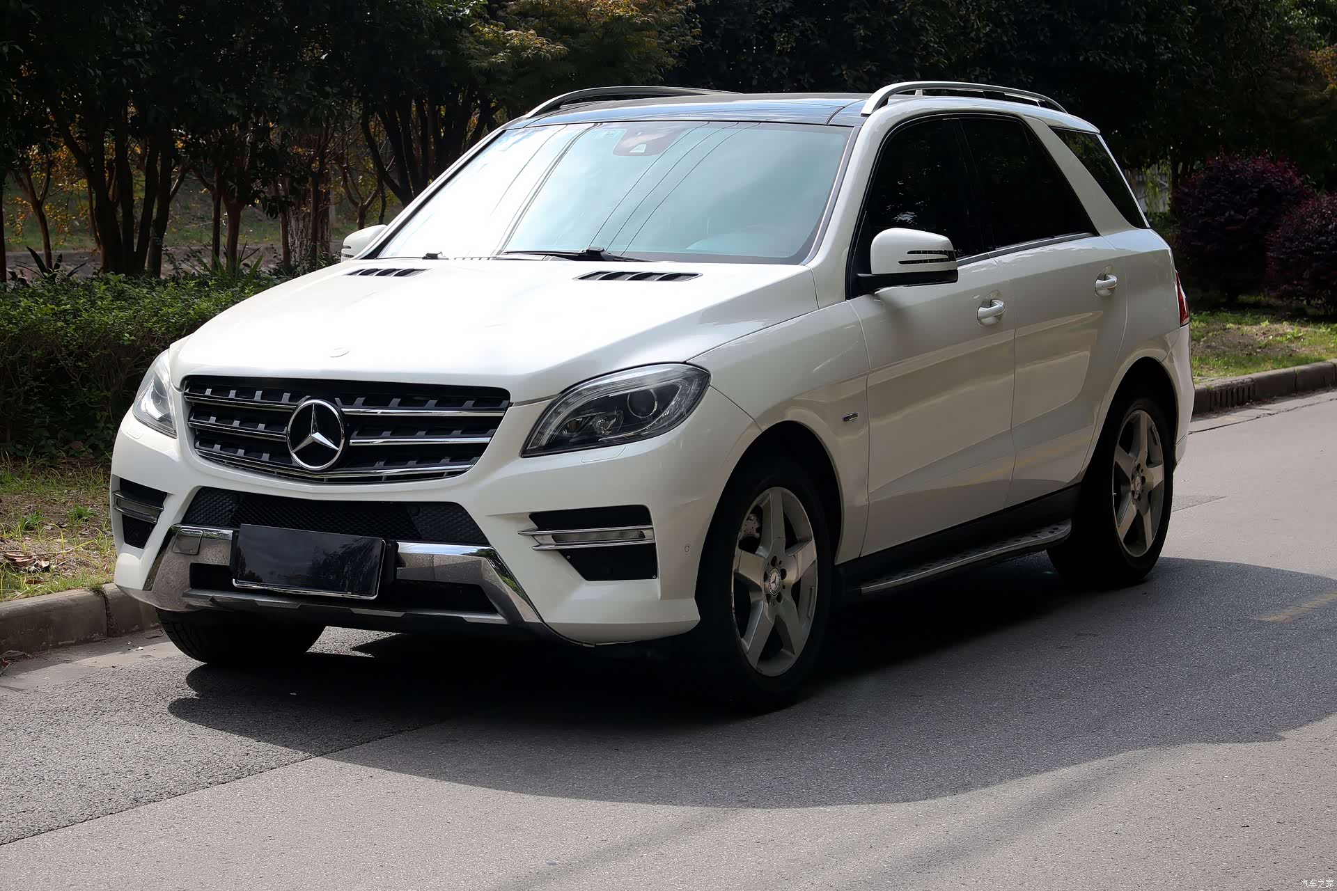 Mercedes-Benz M-Class, 2012 1