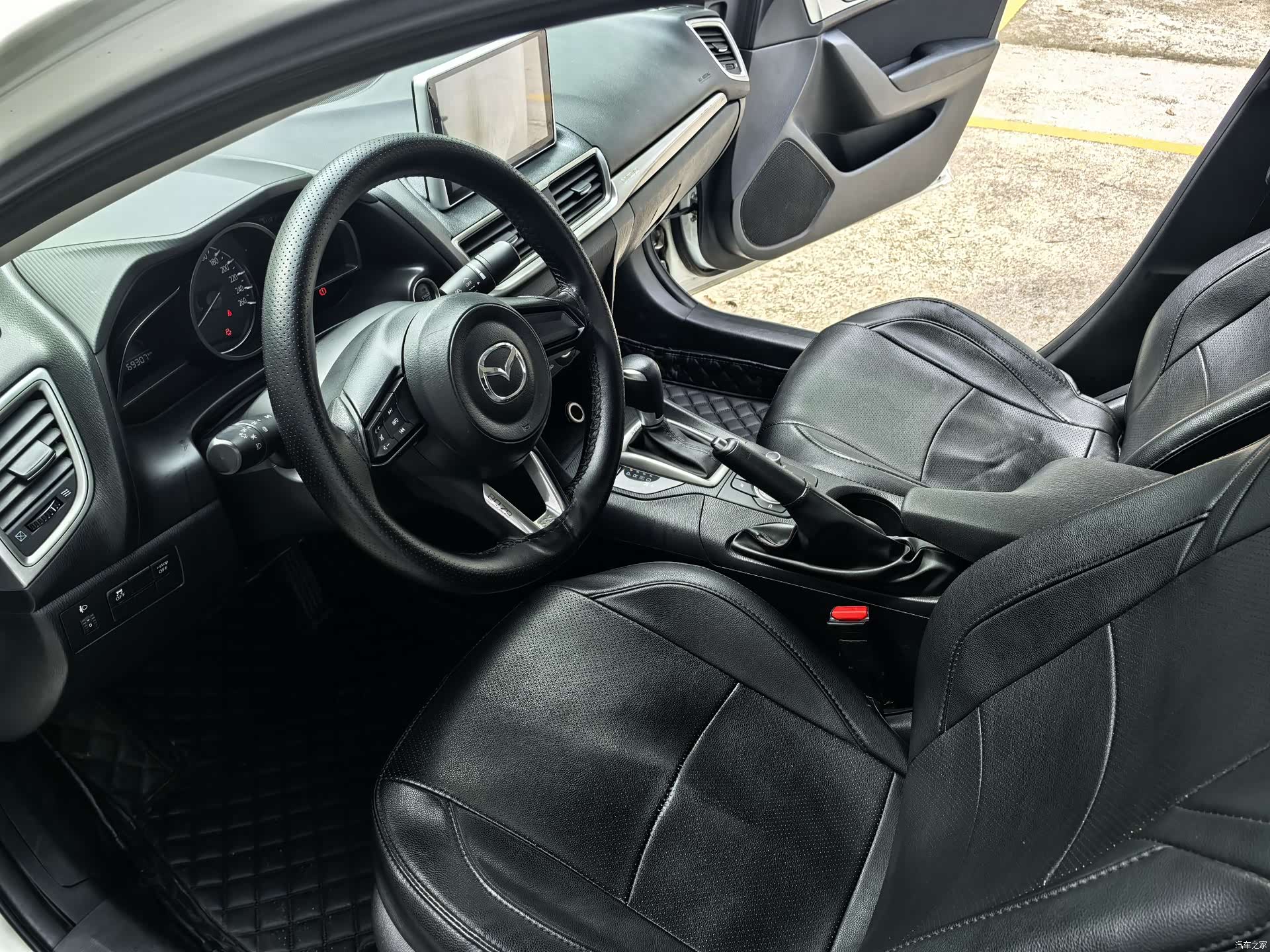 Mazda Mazda3, 2018 4