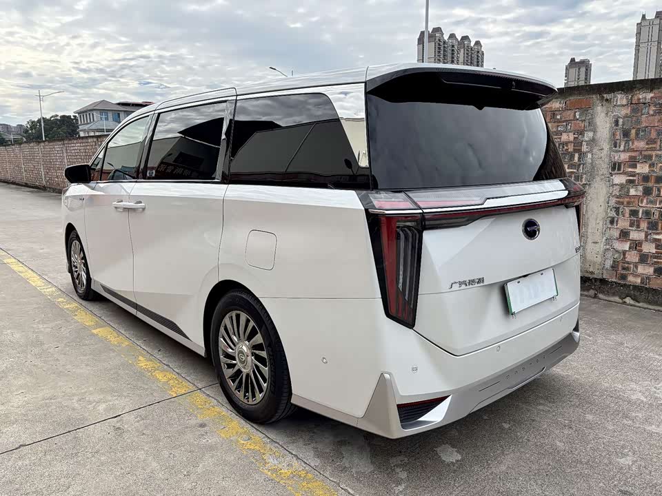 Trumpchi Trumpchi E9