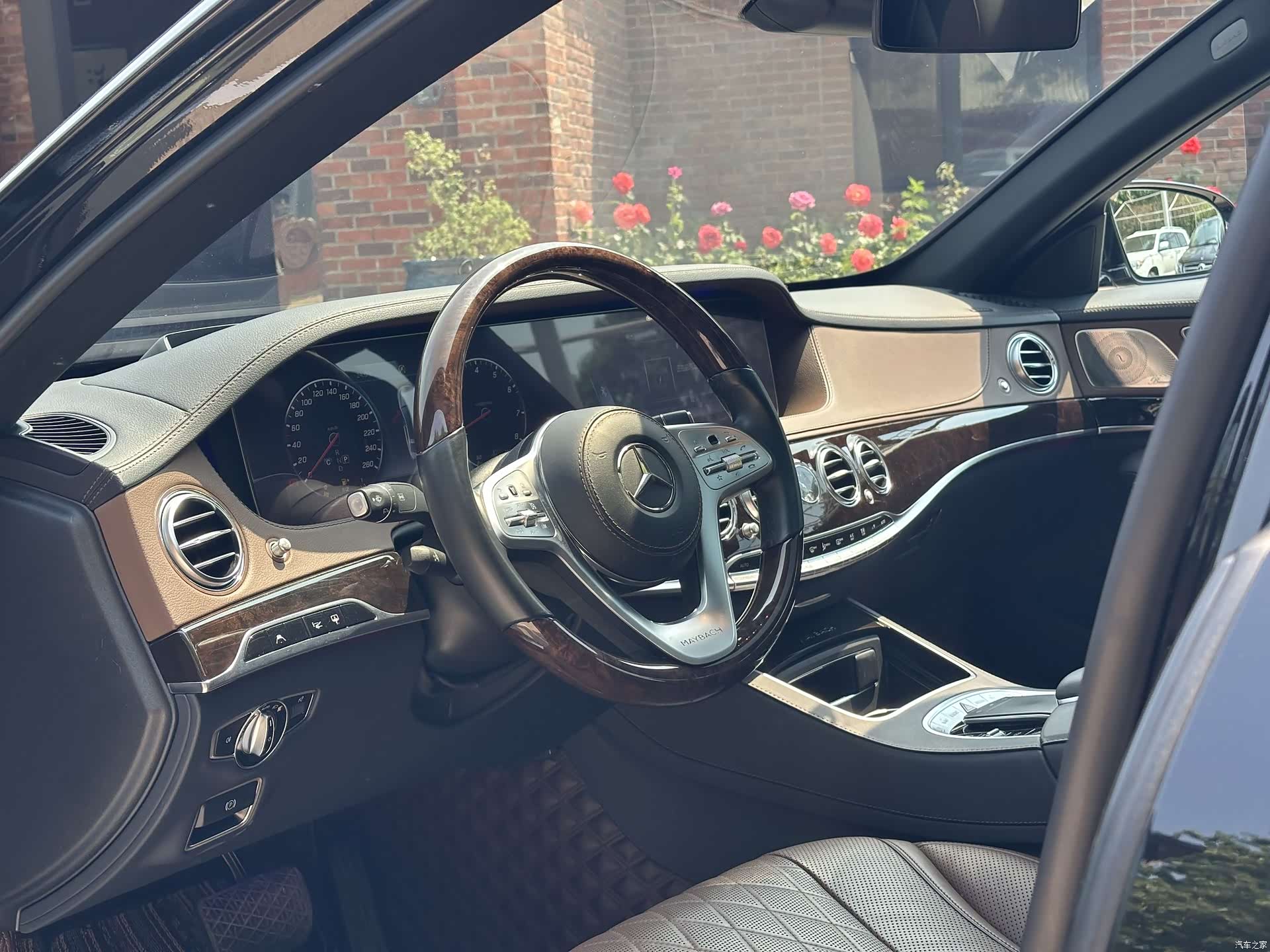 Maybach S-Class, 2019 10