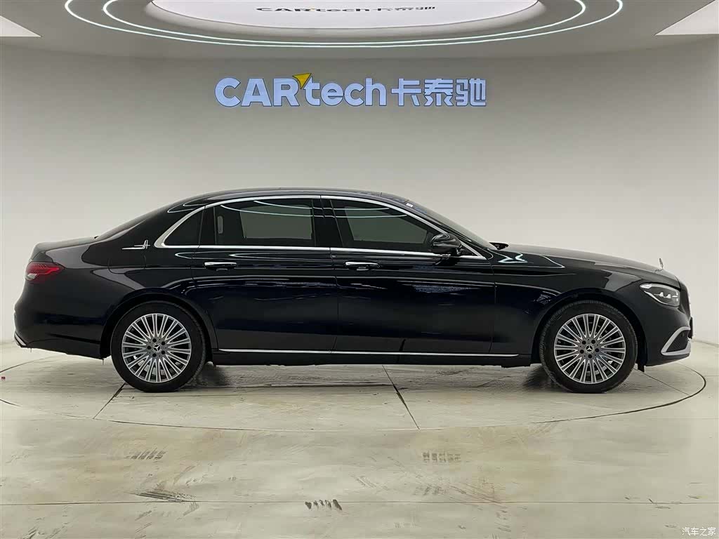Mercedes-Benz E-Class, 2022 4